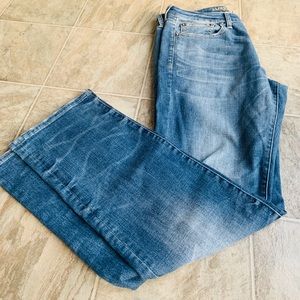 American Eagle original straight 32x32 jeans